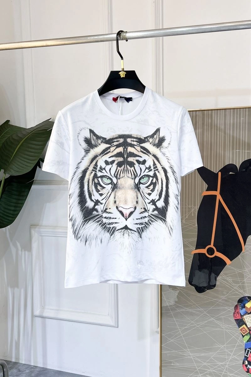 Gucci T-Shirts FashionForward 127106