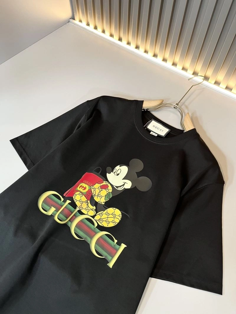 Minimalist Gucci T-Shirts 127093