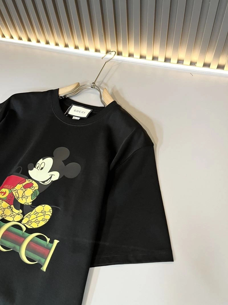 Minimalist Gucci T-Shirts 127093