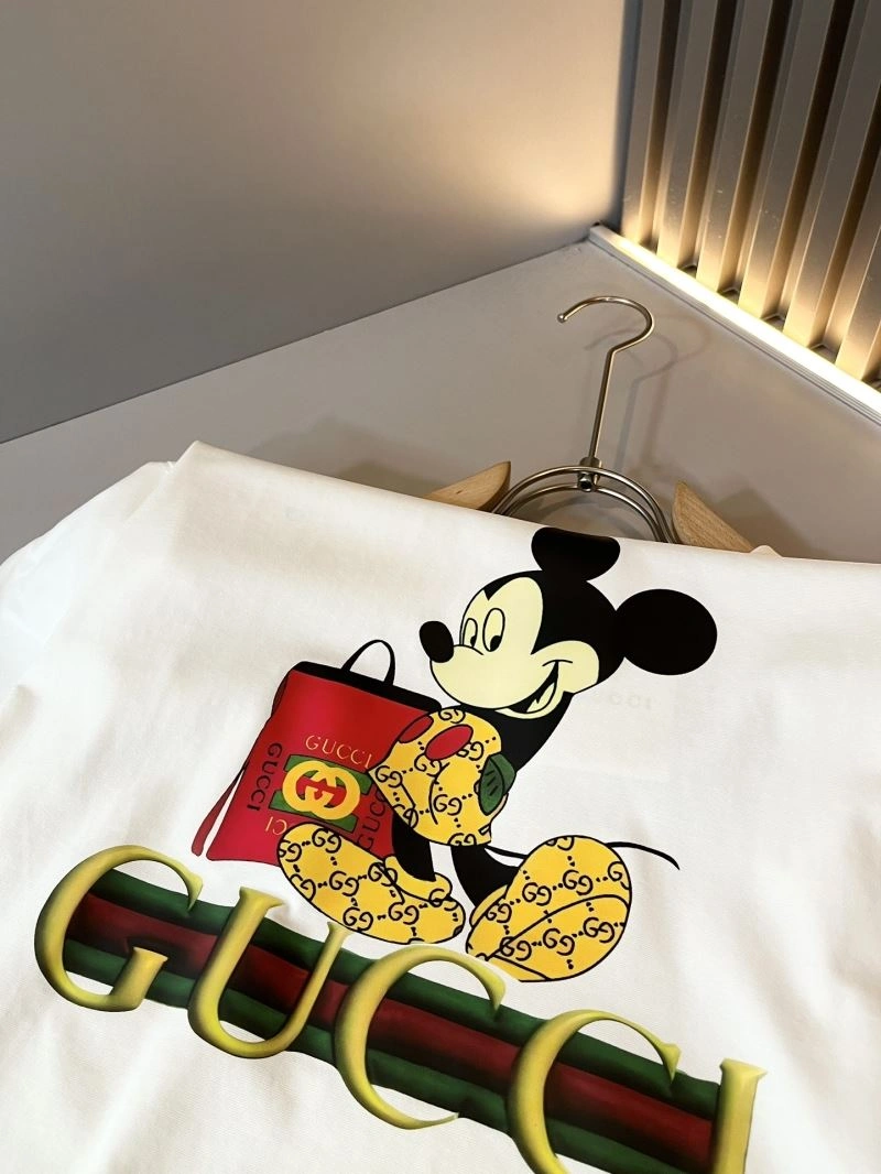 Gucci T-Shirts WeatherProof 127082