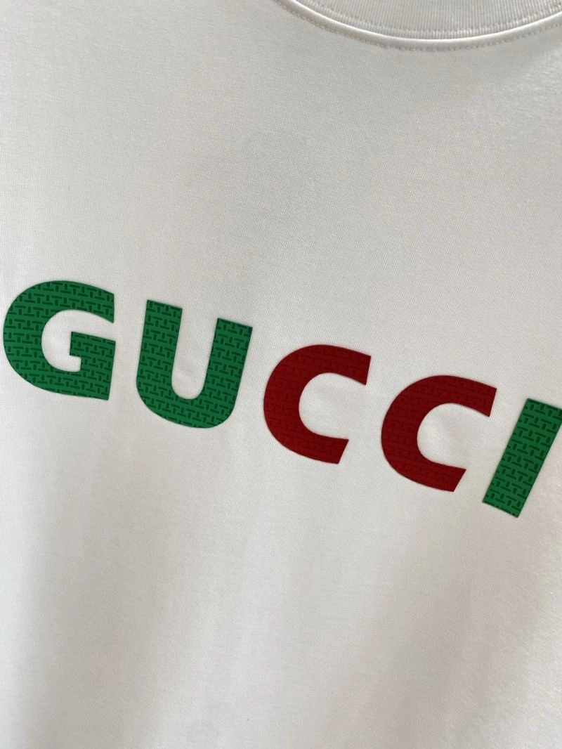 Versatile Gucci T-Shirts 127075