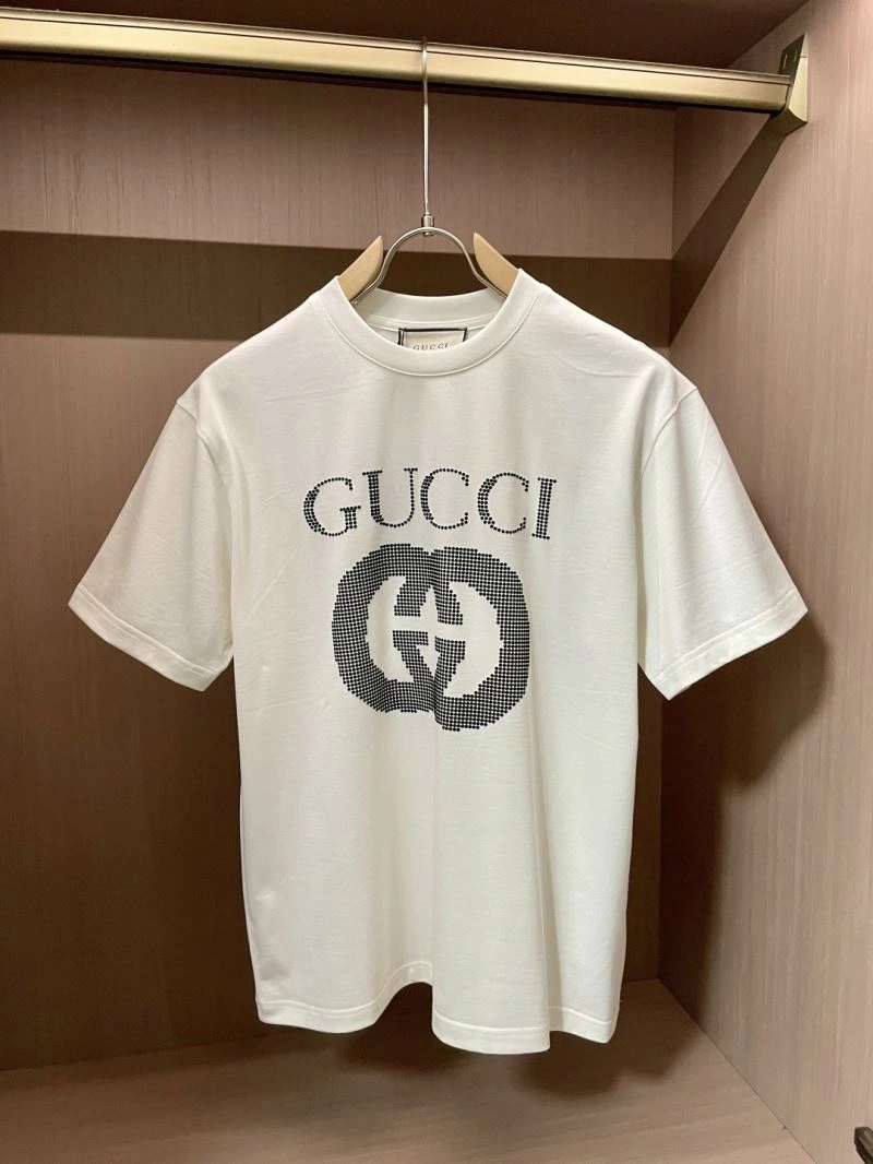 Gucci T-Shirts Chic 127069