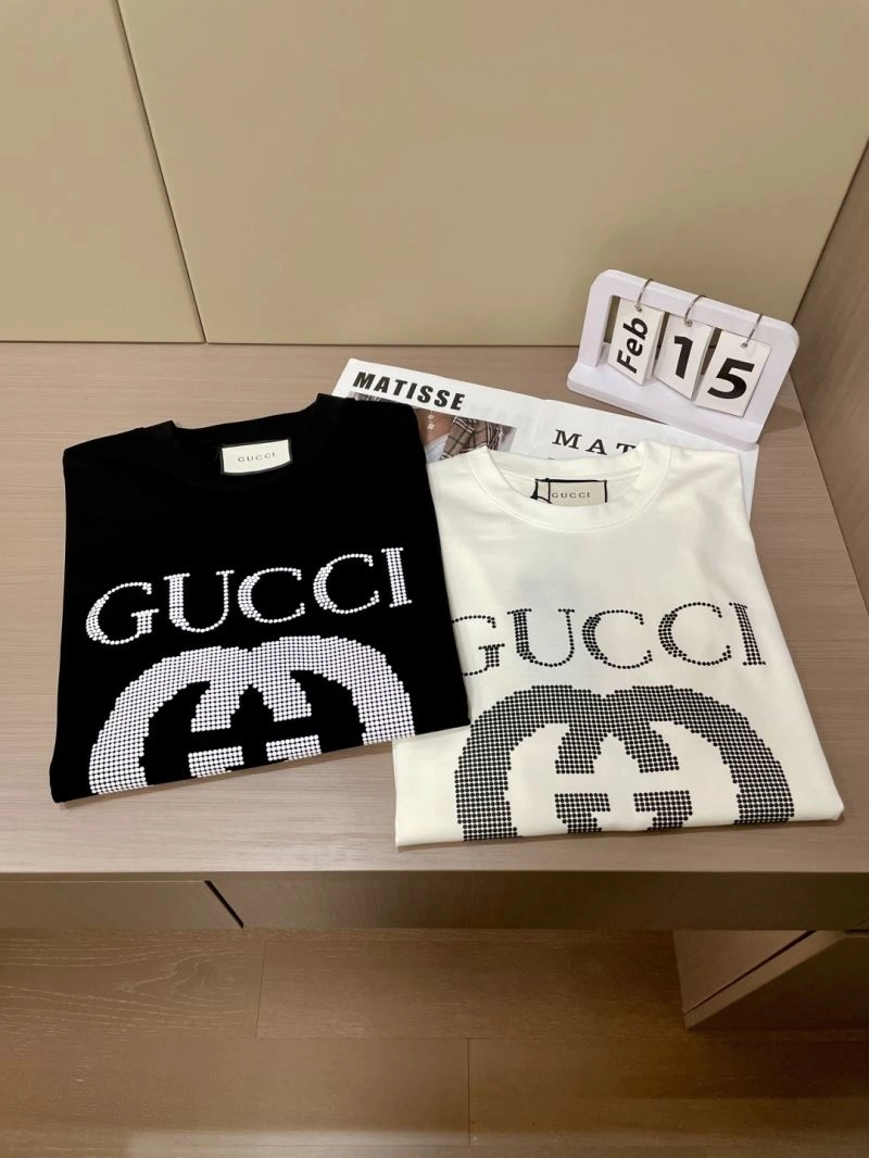 Gucci T-Shirts Chic 127069
