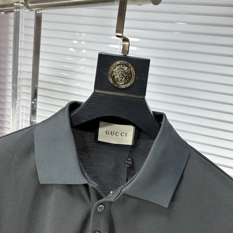 WaterResistant Gucci T-Shirts 127037