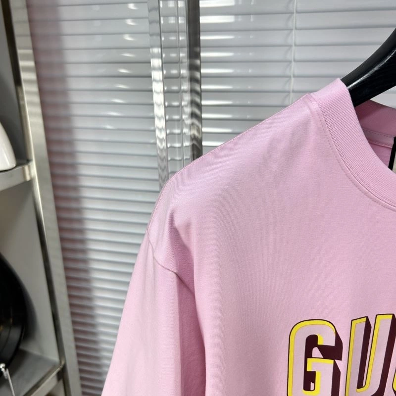 WaterResistant Gucci T-Shirts 127040