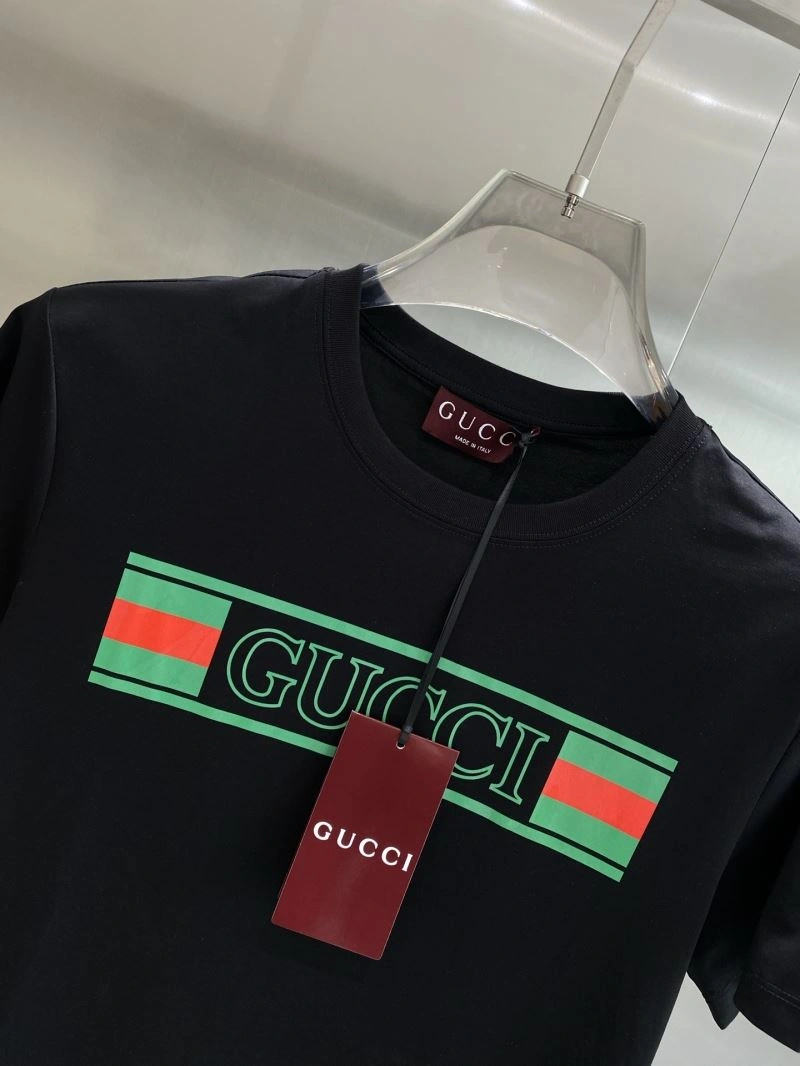 Contemporary Gucci T-Shirts 127032