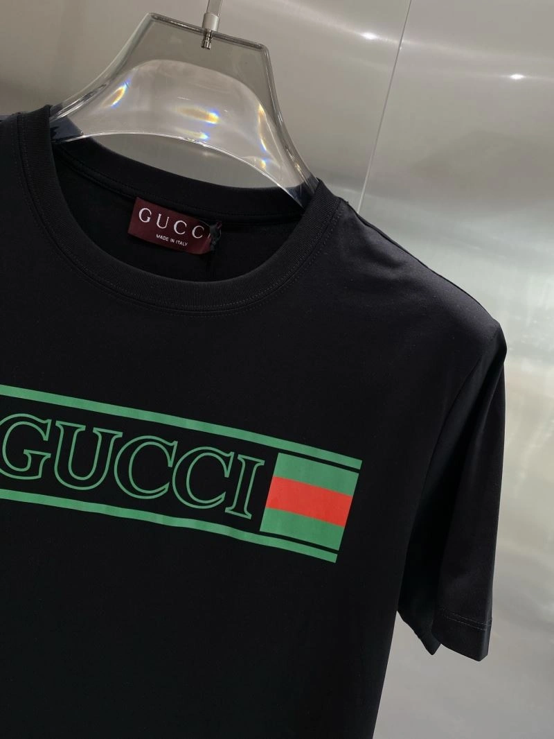 Contemporary Gucci T-Shirts 127032