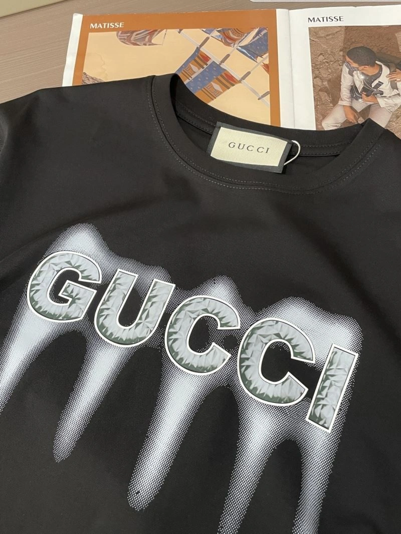 Gucci T-Shirts WellDesigned 127018