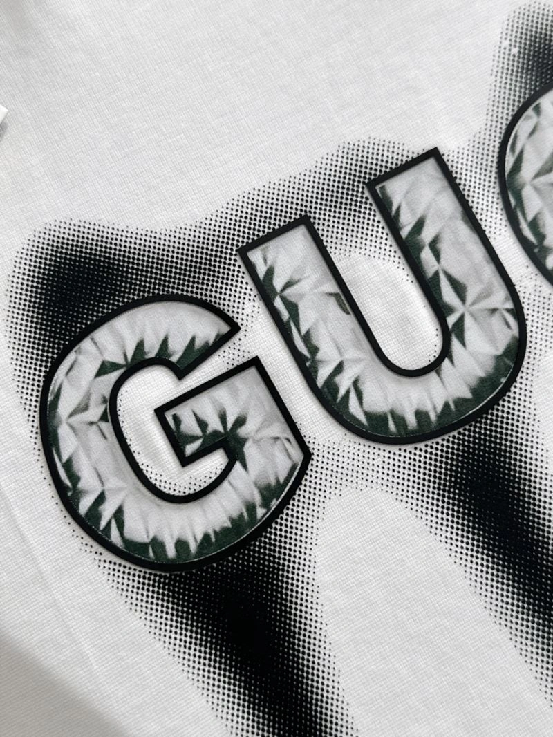 Neat Gucci T-Shirts 127010