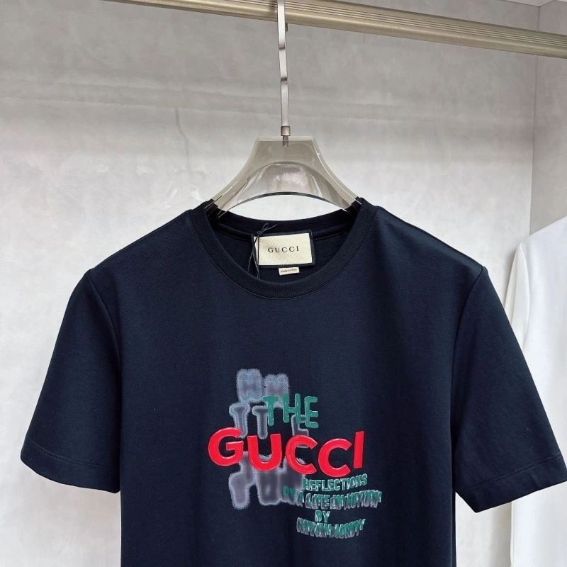 Sporty Gucci T-Shirts 126994