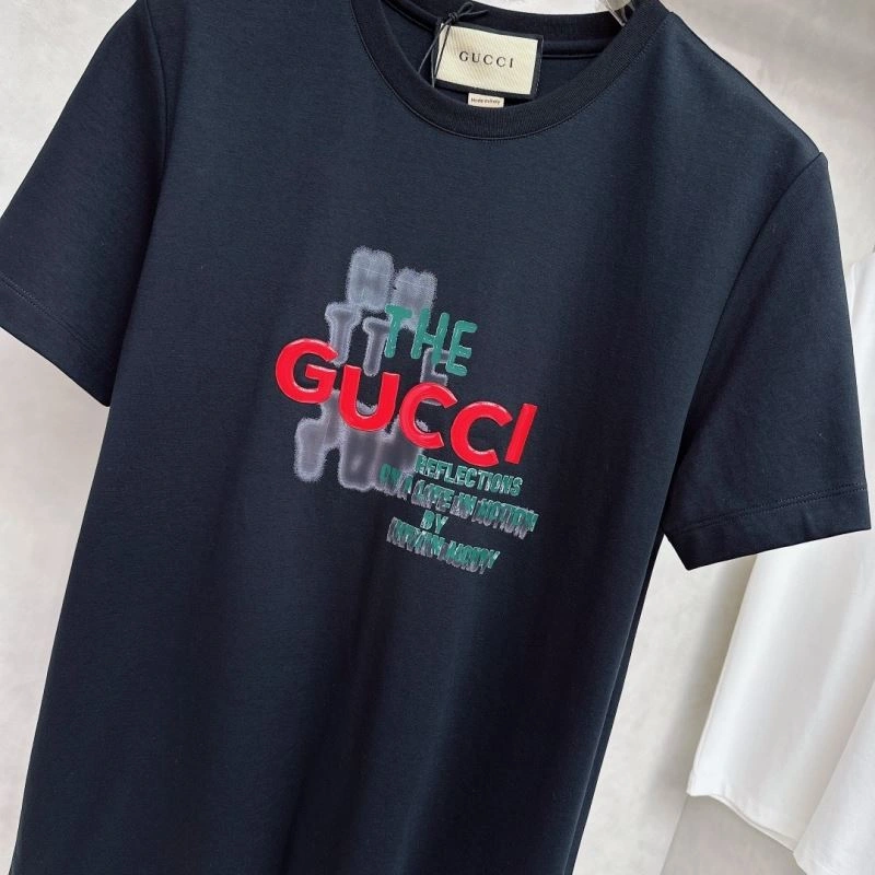 Sporty Gucci T-Shirts 126994