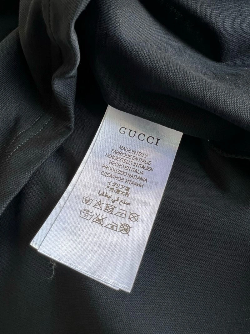 Effortless Gucci T-Shirts 126992