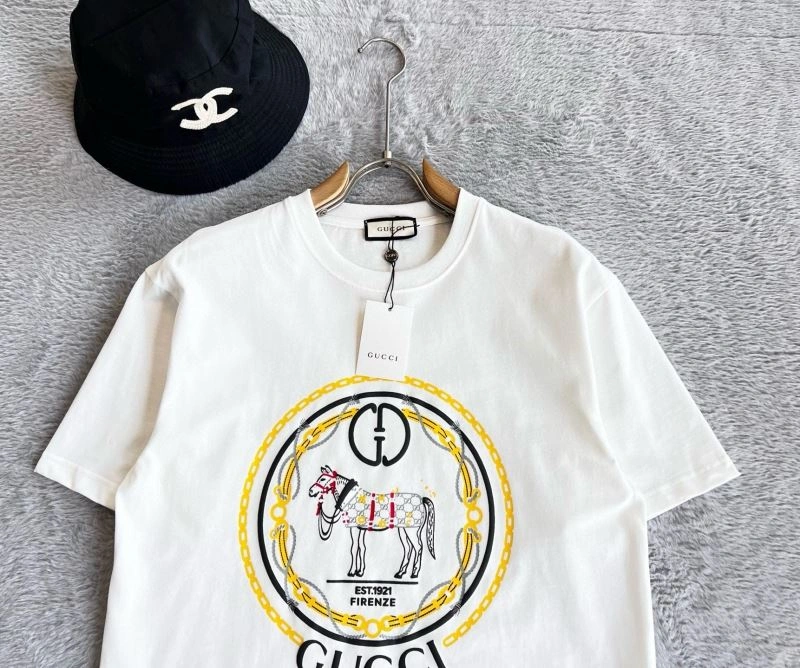 Effortless Gucci T-Shirts 127011