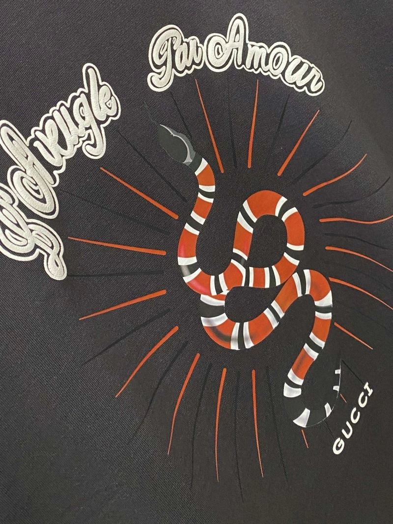Unisex Gucci T-Shirts 126990