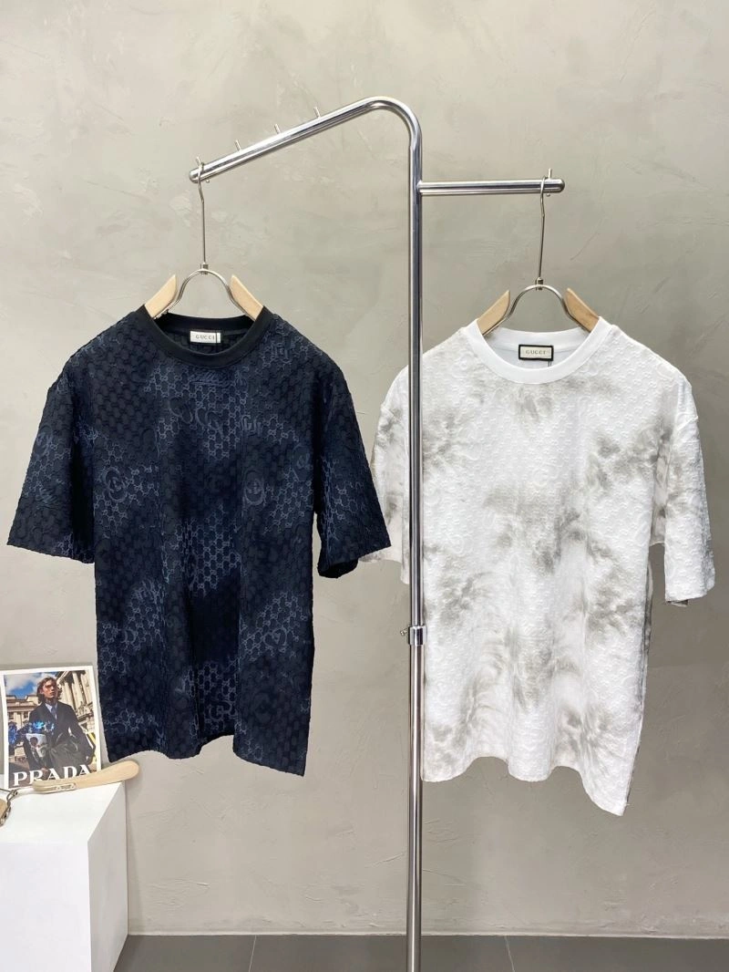 Gucci T-Shirts Soft 126987