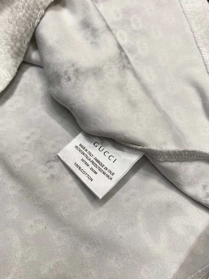 Gucci T-Shirts Soft 126987