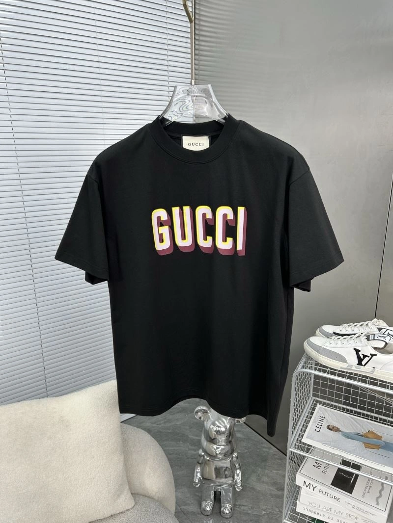 Gucci T-Shirts Versatile 126983
