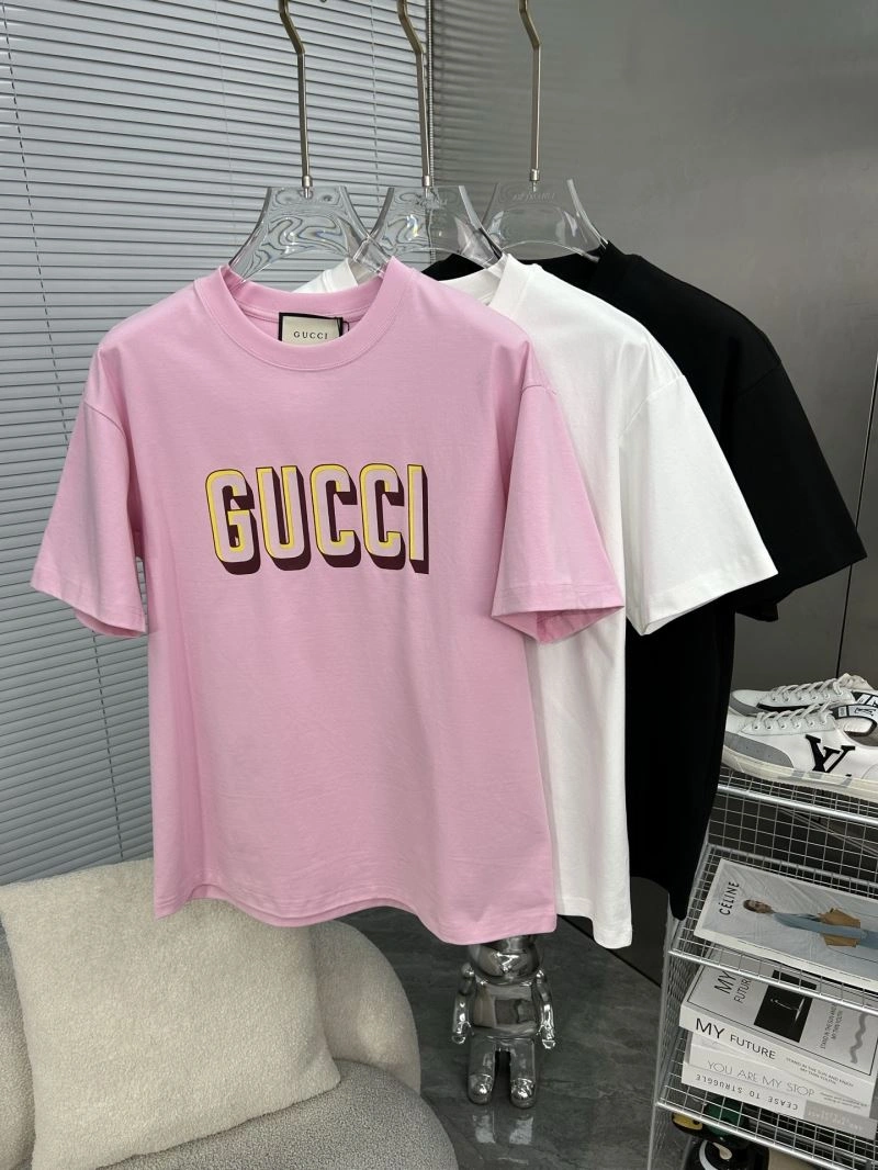Gucci T-Shirts Versatile 126983