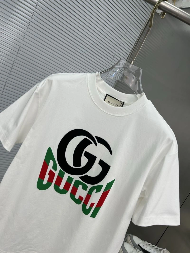 Gucci T-Shirts Practical 126982