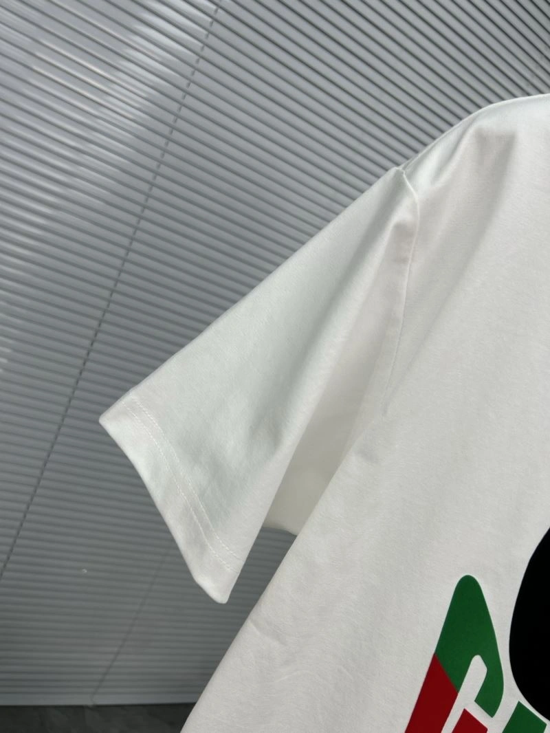 Gucci T-Shirts Practical 126982