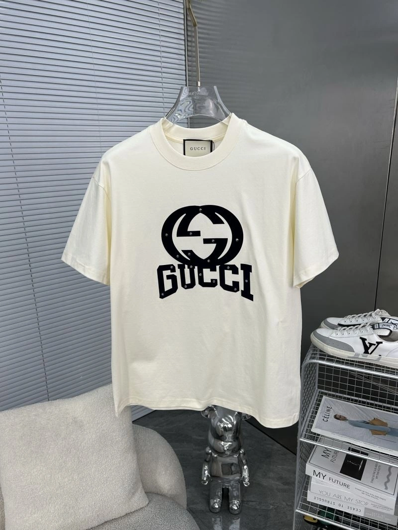 Gucci T-Shirts FashionForward 126979