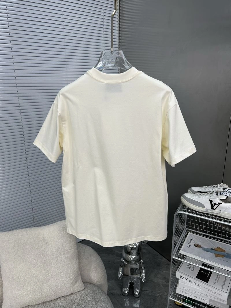 Gucci T-Shirts FashionForward 126979