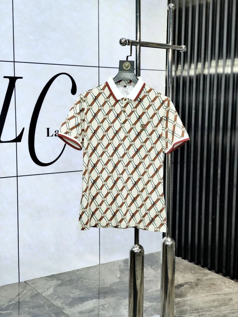 Gucci T-Shirts UrbanChic 126956