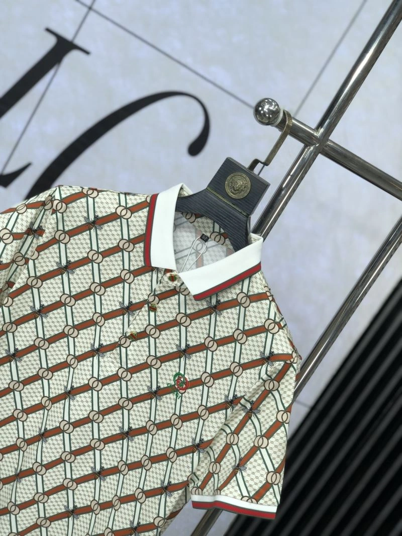 Gucci T-Shirts UrbanChic 126956