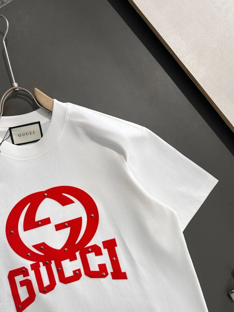 Gucci T-Shirts Breathable 126966