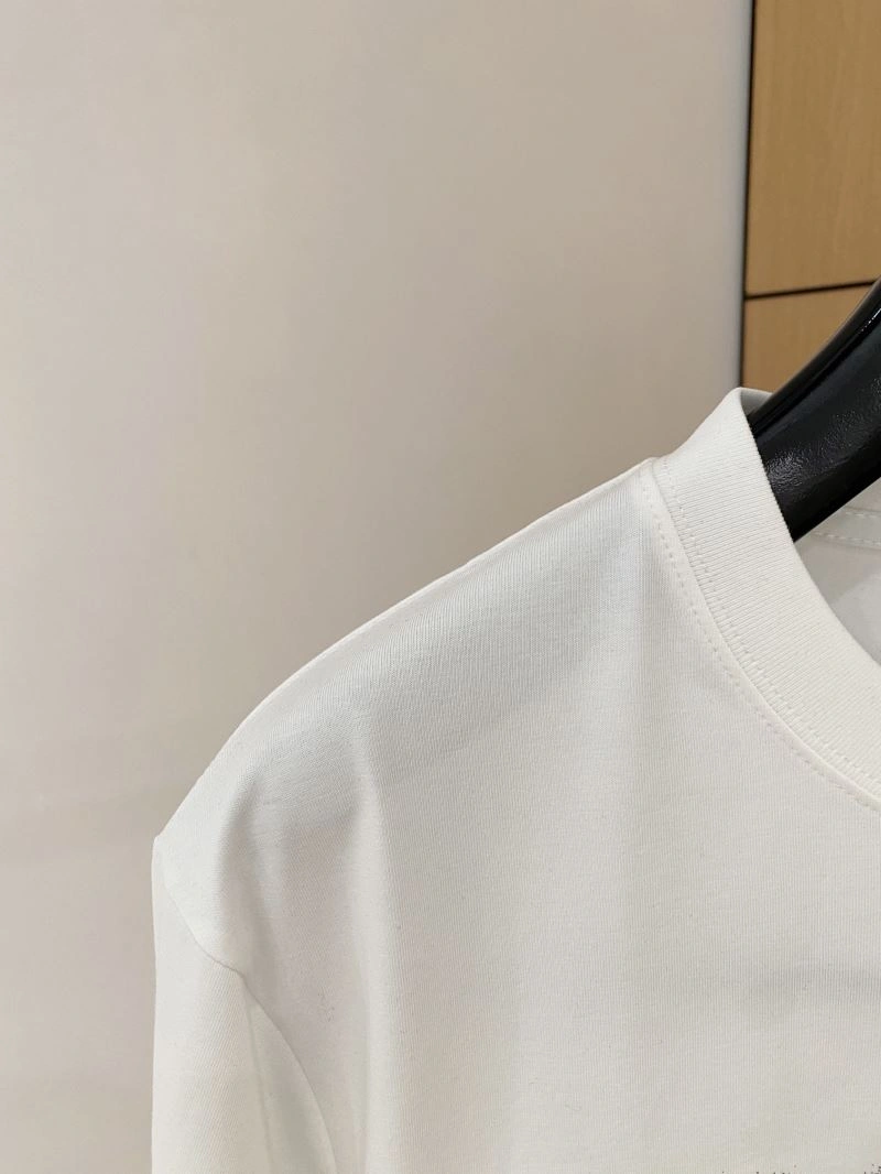 Durable Gucci T-Shirts 126957