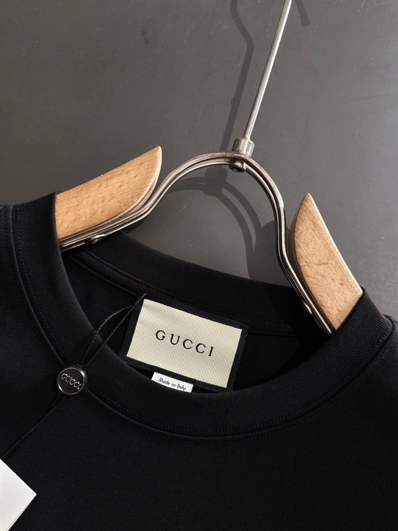 Popular Gucci T-Shirts 126970
