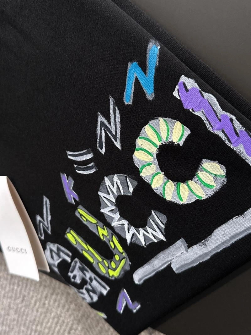 Popular Gucci T-Shirts 126970