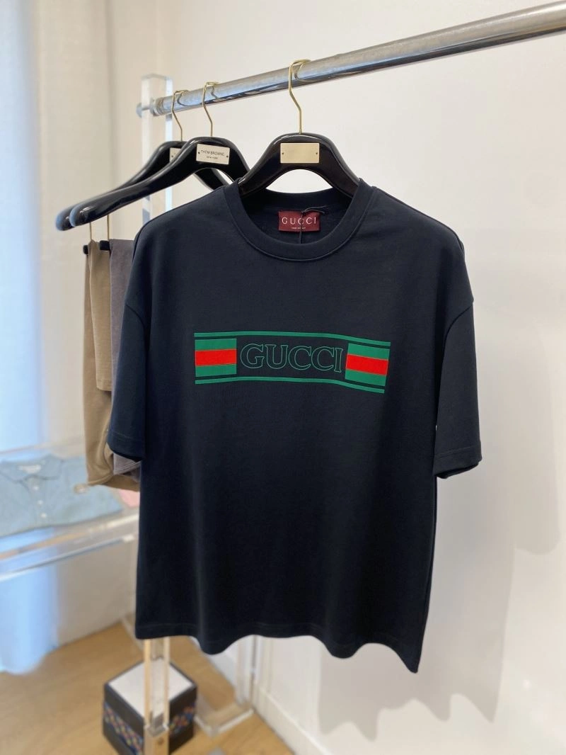 Gucci T-Shirts Breathable 126980