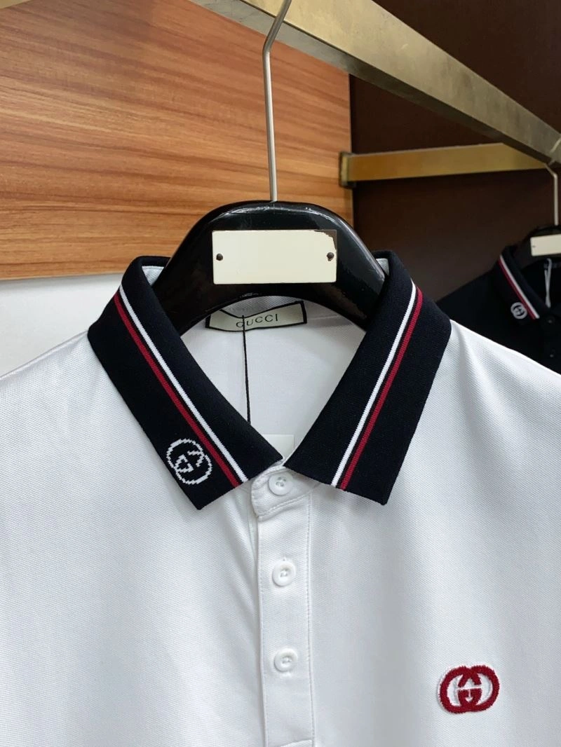Bold Gucci T-Shirts 126965