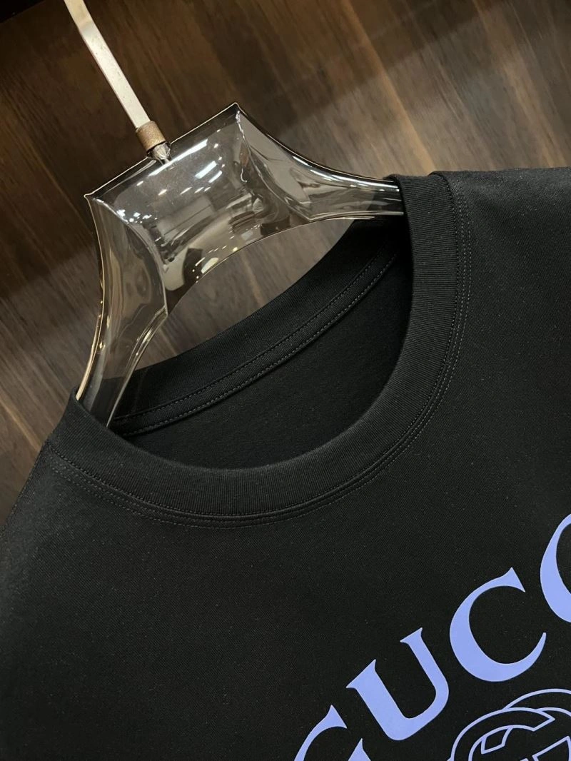 WeatherProof Gucci T-Shirts 126961