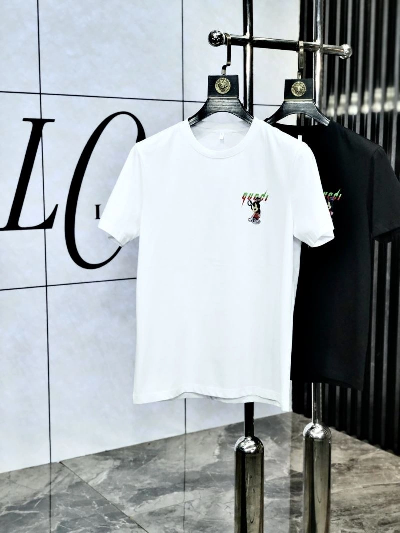 Premium Gucci T-Shirts 126947