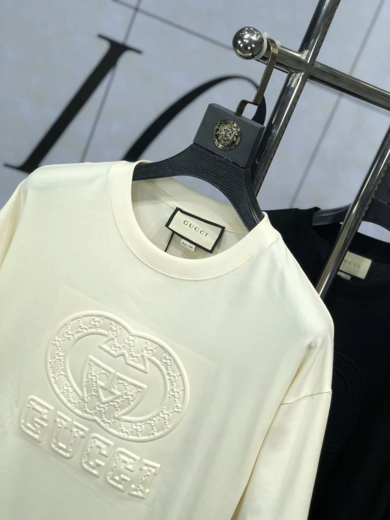 Gucci T-Shirts Sustainable 126942