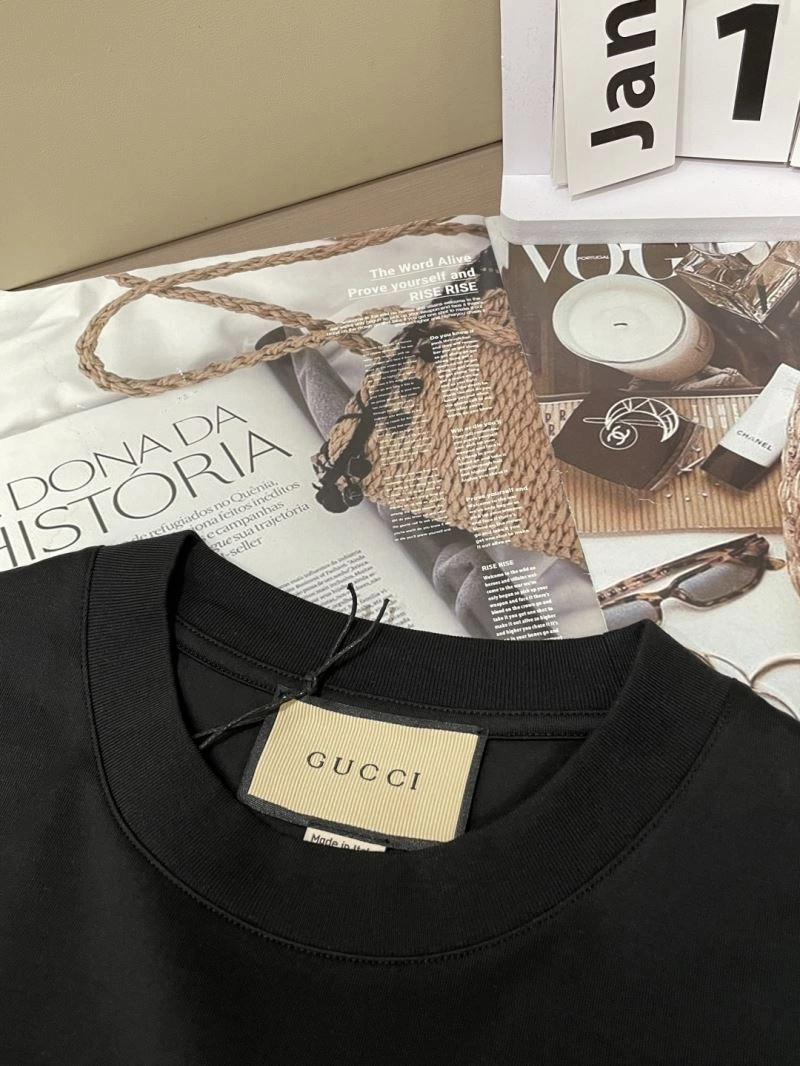 Original Gucci T-Shirts 126931