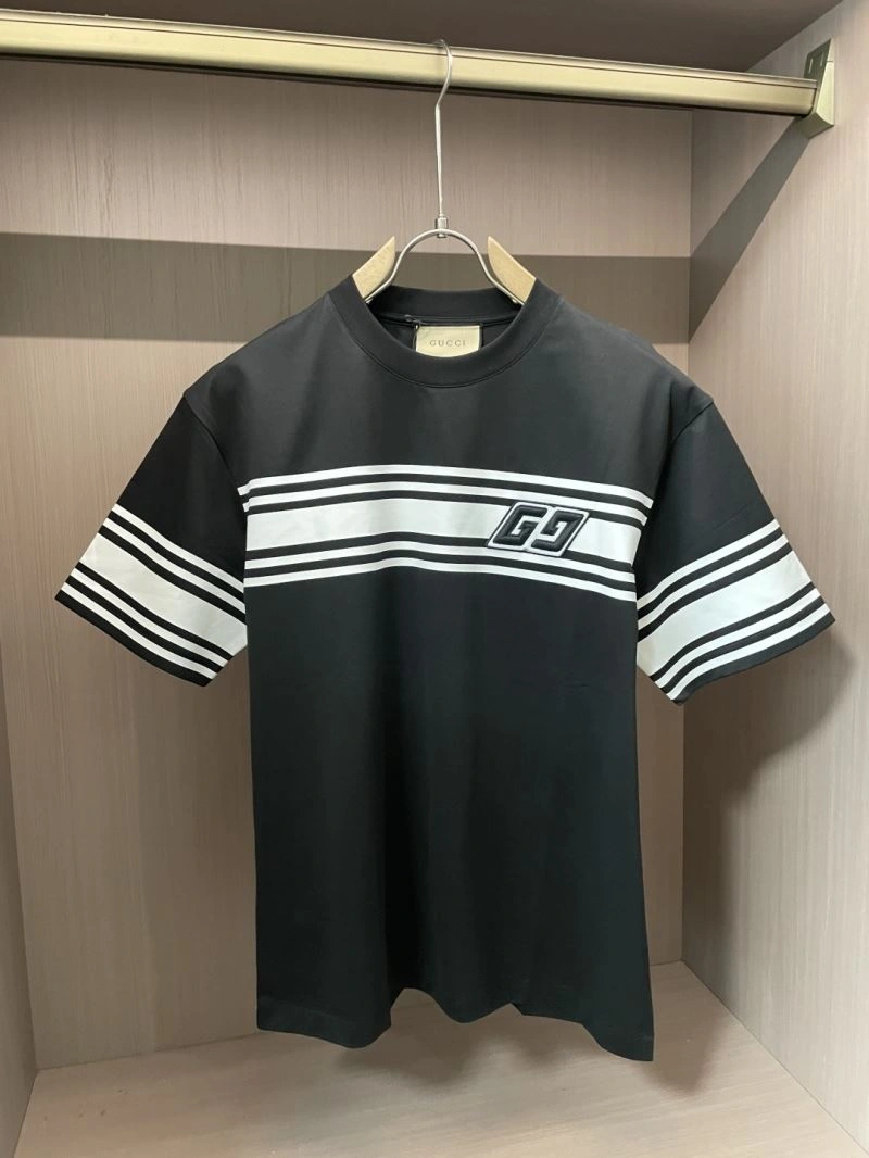 Gucci T-Shirts Lightweight 126932