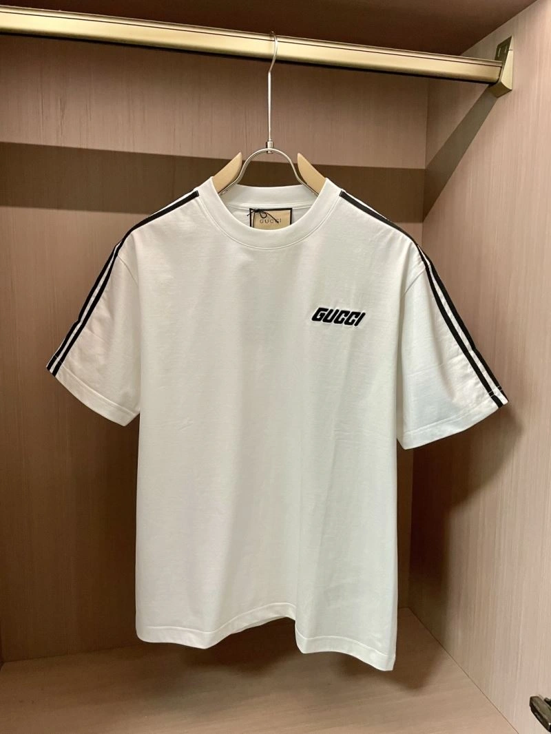 Premium Gucci T-Shirts 126939
