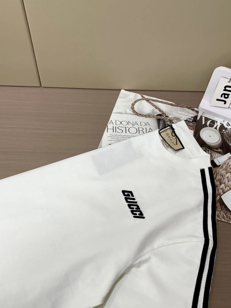 Premium Gucci T-Shirts 126939