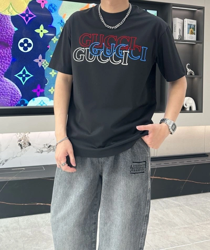 Comfortable Gucci T-Shirts 126912