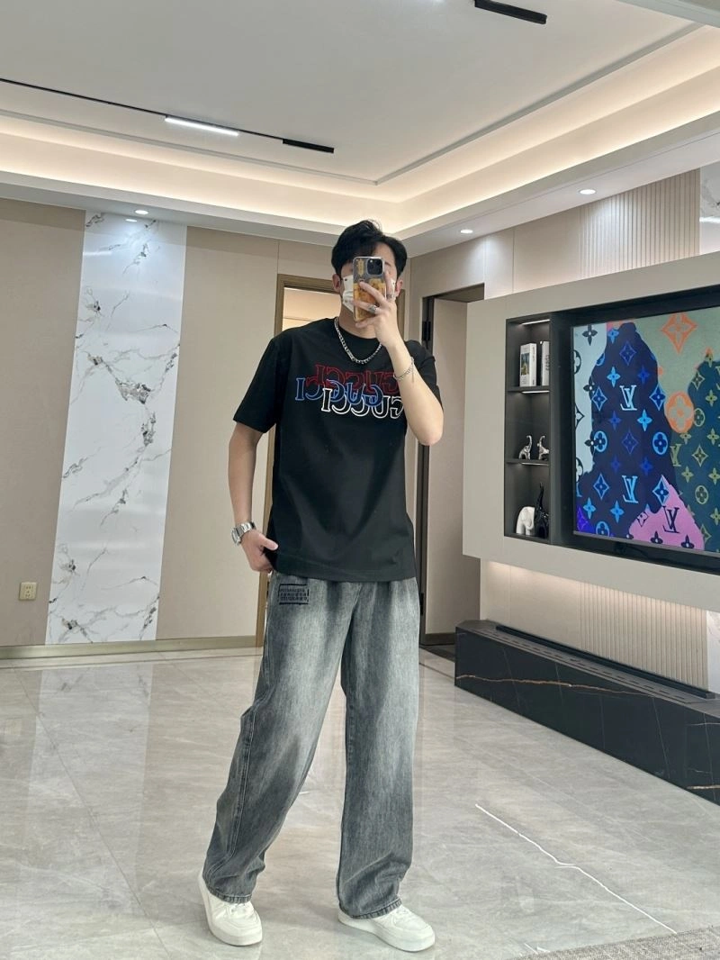 Comfortable Gucci T-Shirts 126912