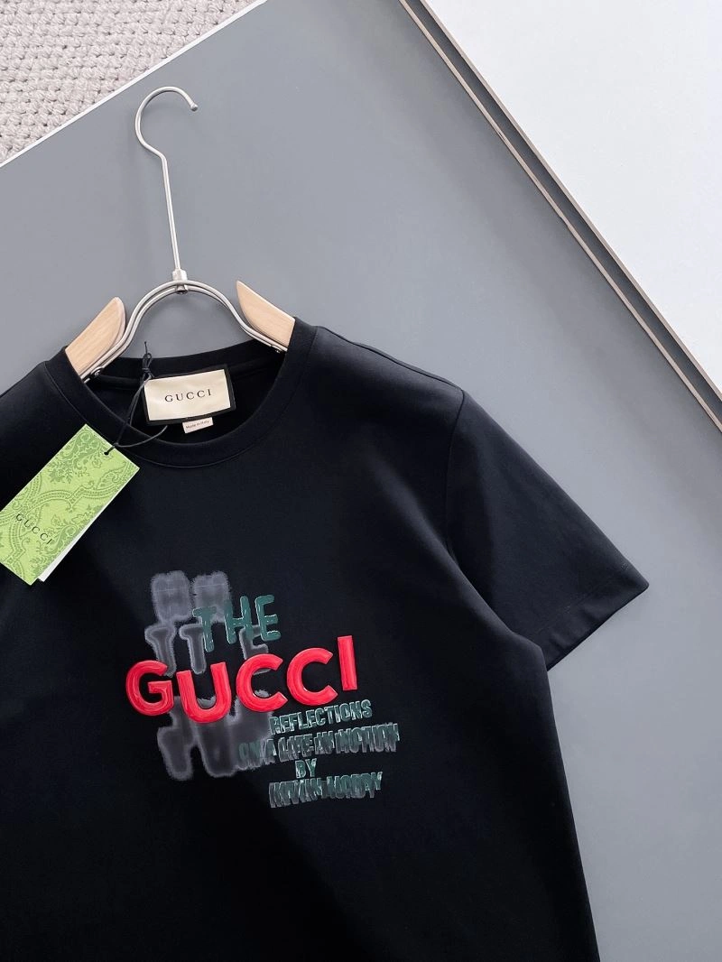 Timeless Gucci T-Shirts 126903