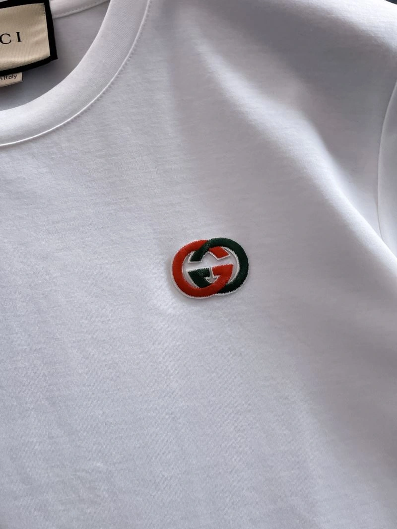 Timeless Gucci T-Shirts 126889