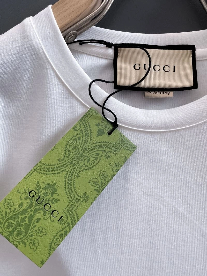 Timeless Gucci T-Shirts 126889