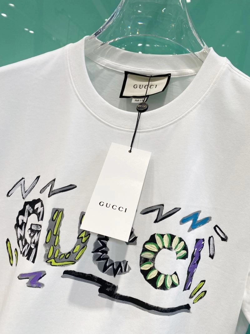 Gucci T-Shirts Vibrant 126878