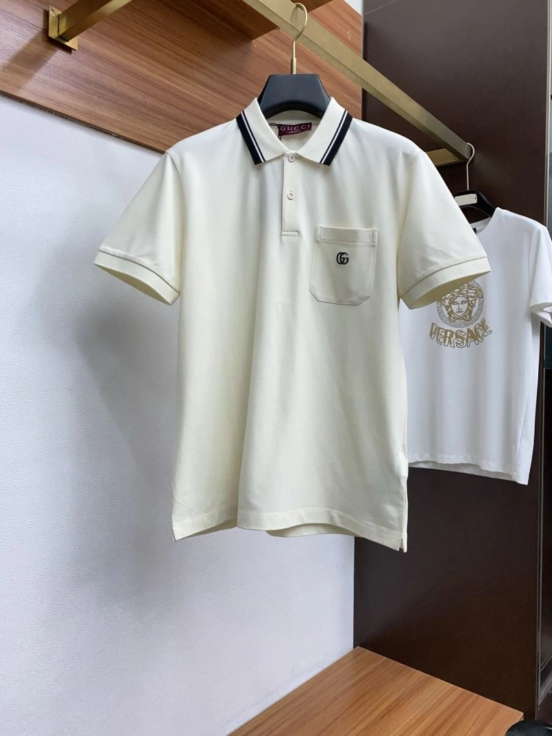 Gucci T-Shirts FashionForward 126888