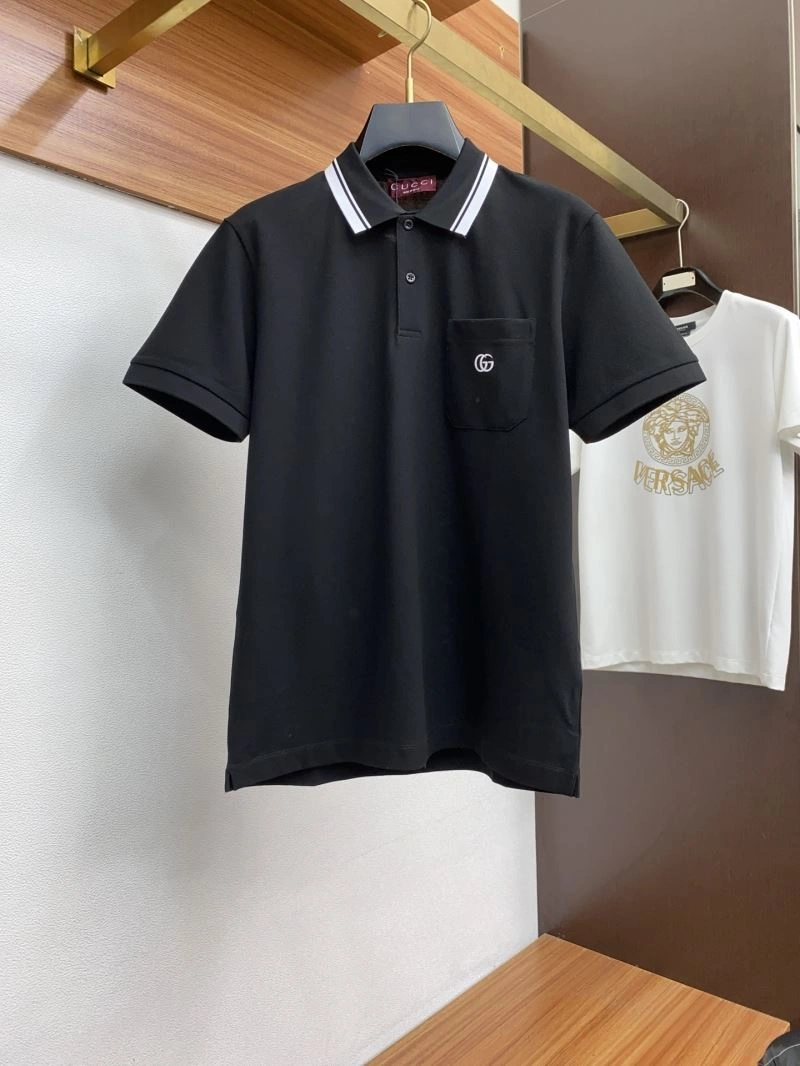 Seasonal Gucci T-Shirts 126895