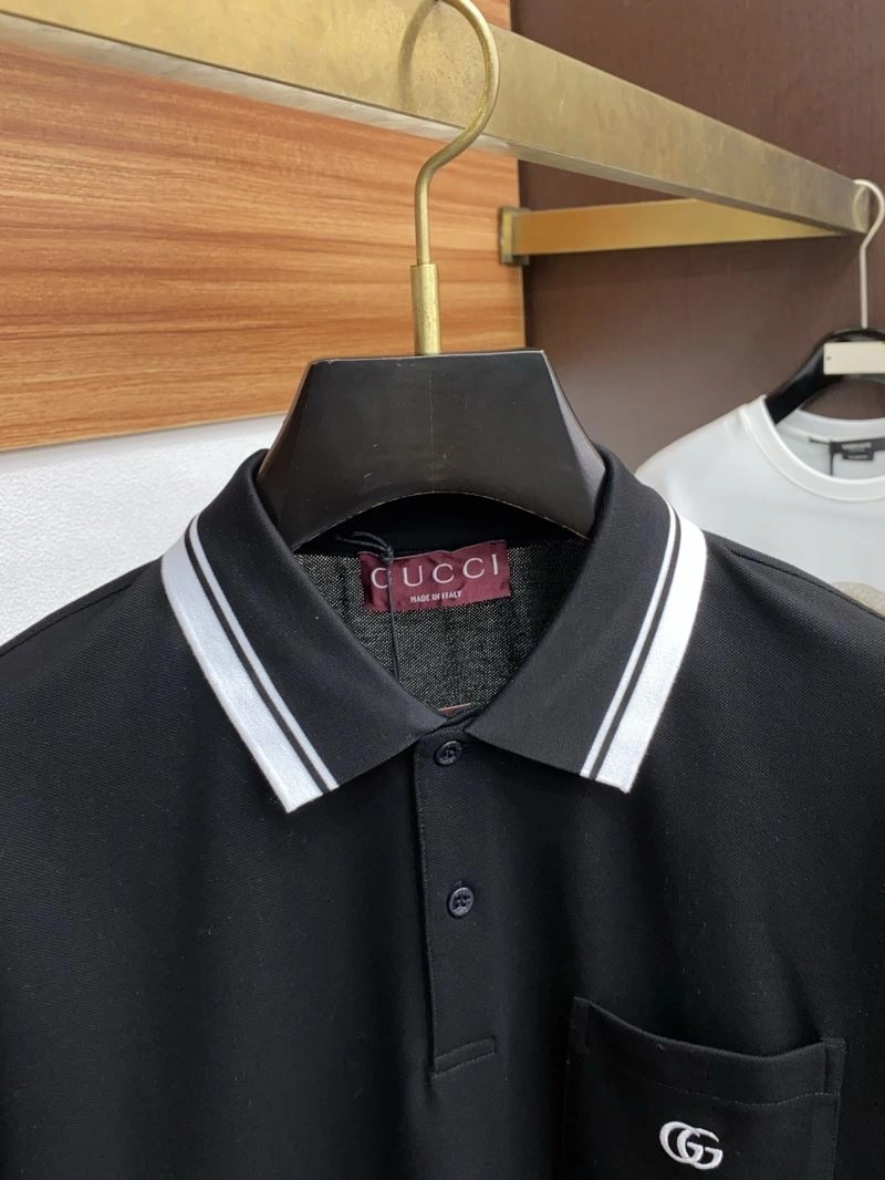 Seasonal Gucci T-Shirts 126895
